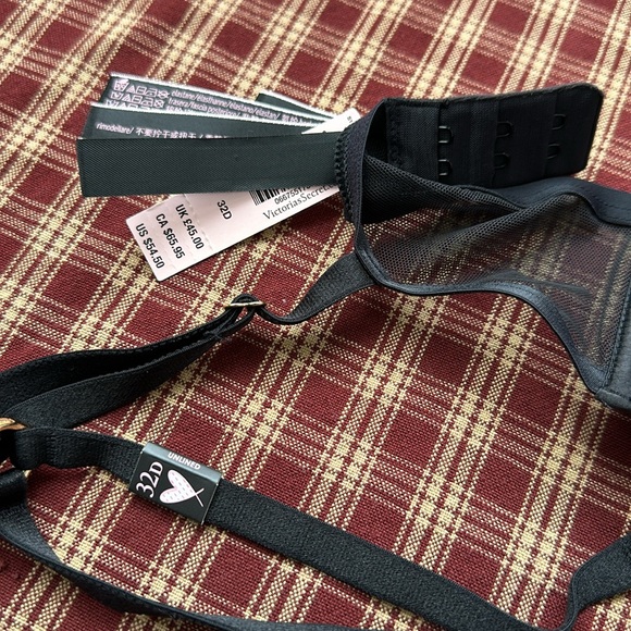 Set Of 2 Victoria’s Secret Bras - Picture 2 of 7